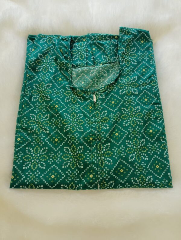 LCN 1-Green, Elegant Women's A-Line cotton nighty with pocket Free Size