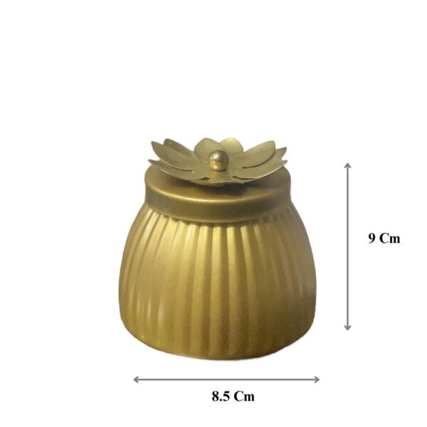 Gold plated jar with lotus lid - Image 2